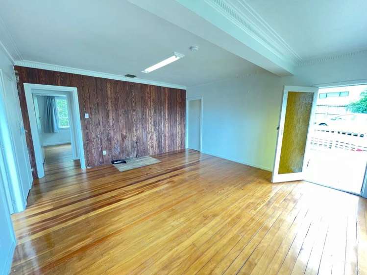 57 Mcentee Rd 11425_4