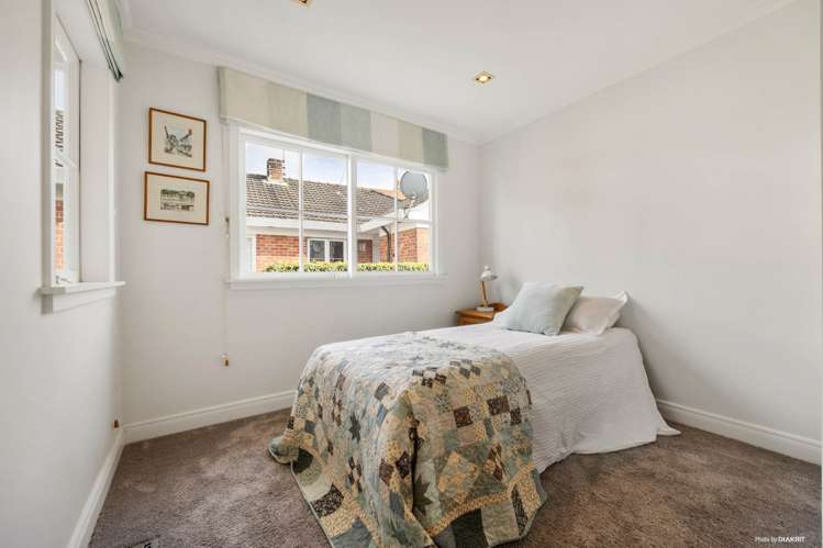 50 Main Highway Ellerslie_21