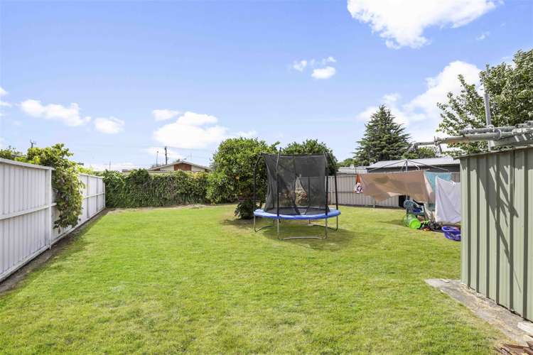 4 Elmwood Crescent Pukete_15