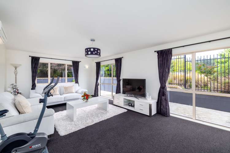 6 Titirangi Crescent Parklands_7