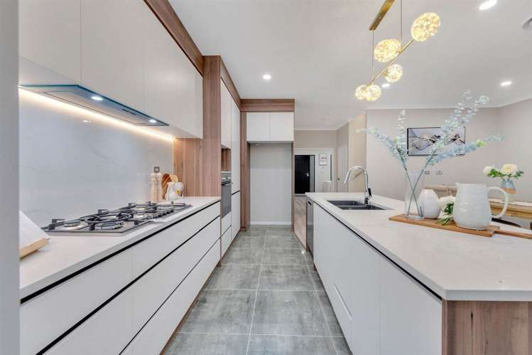 7 Teitei Rise Flat Bush_9