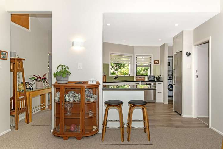 12 Marian Drive Inner Kaiti_5