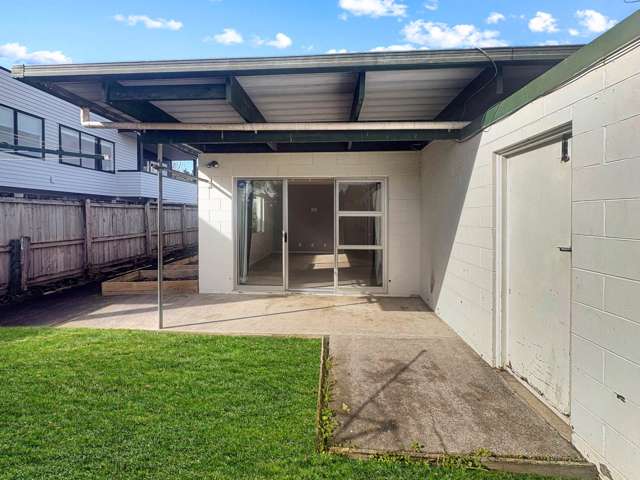 Sunny haven in Avondale