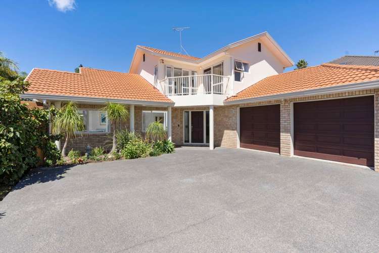 14 Margaret Henry Crescent Oteha_23