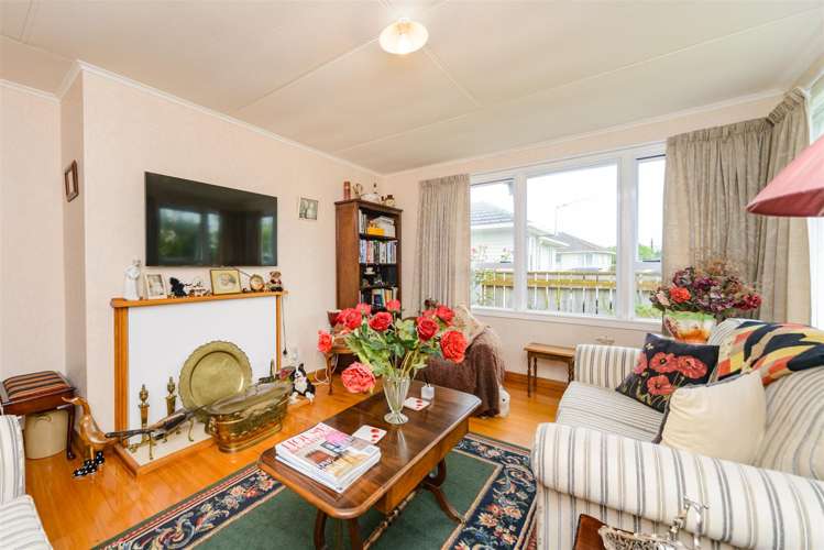 27 Holland Crescent Bulls_6