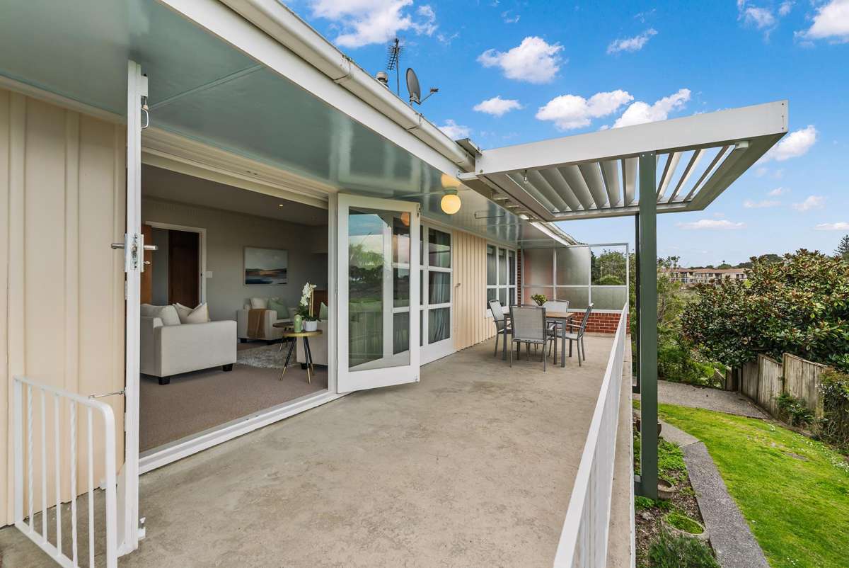 36 Roberta Avenue_2