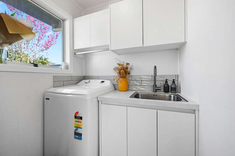 12 Edith Place Dinsdale_11