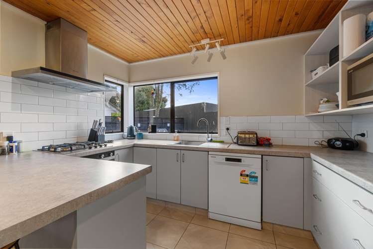 55 Elizabeth Avenue_4