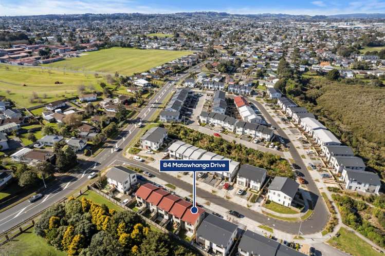 84 Matawhanga Drive Wattle Downs_13