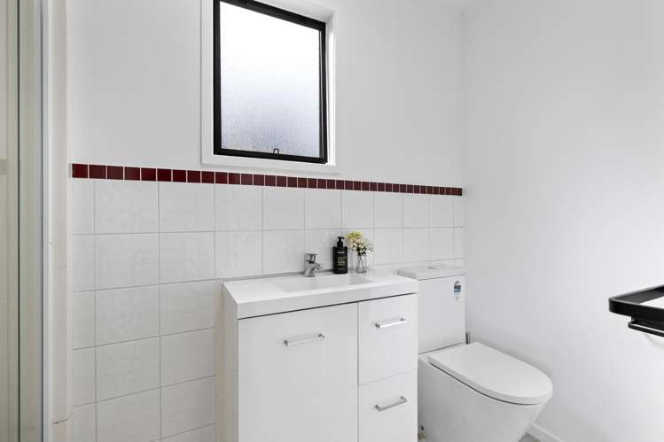 8 Karaka Road Whenuapai_13