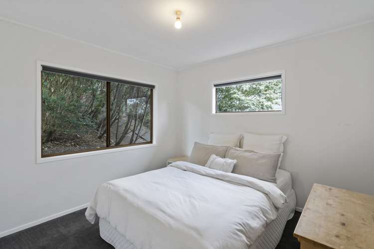 11 Lysander Crescent Beach Haven_9