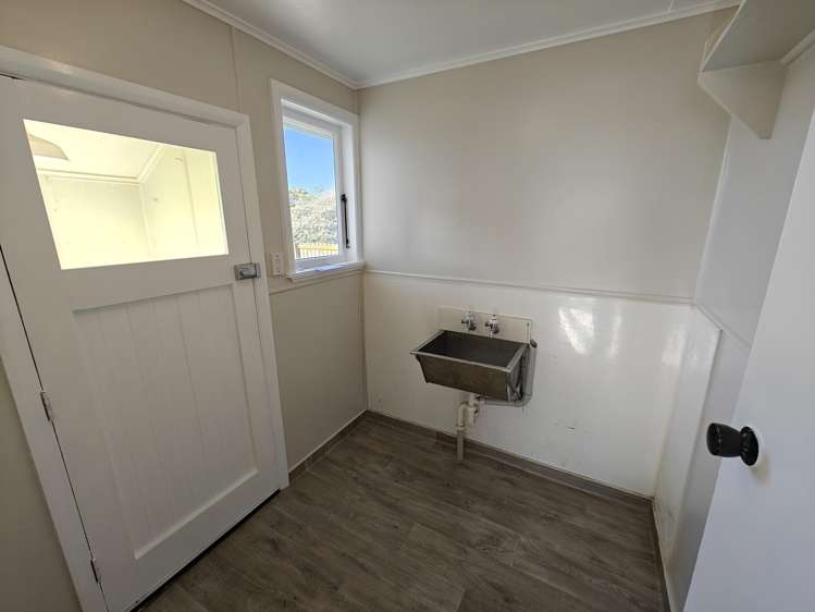 12 Douglas Crescent Fairfield_13