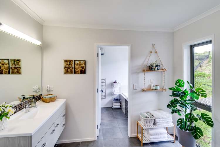 57 Timoti Road Waimarama_17