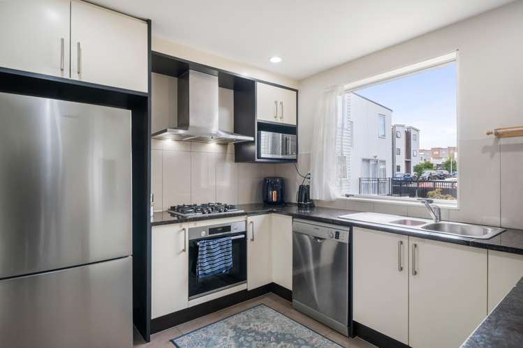 14/6 Islington Avenue New Lynn_4