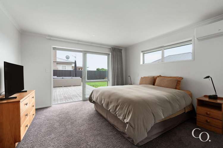 36 Arbuckle Road Frimley_14