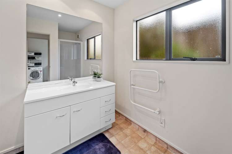 52a Doyly Drive Stanmore Bay_17