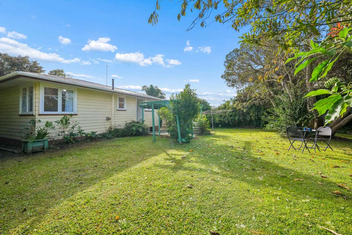 6 Holman Road_0