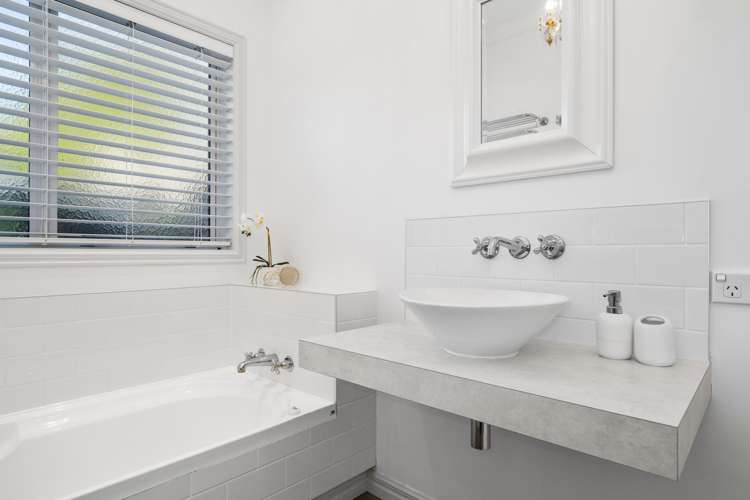 70 Raukawa Drive Bethlehem_23