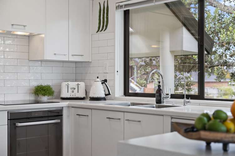 3/34 Parkhill Road Mellons Bay_5