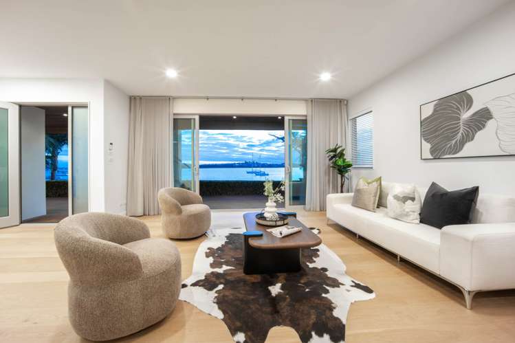 9 The Parade Bucklands Beach_39