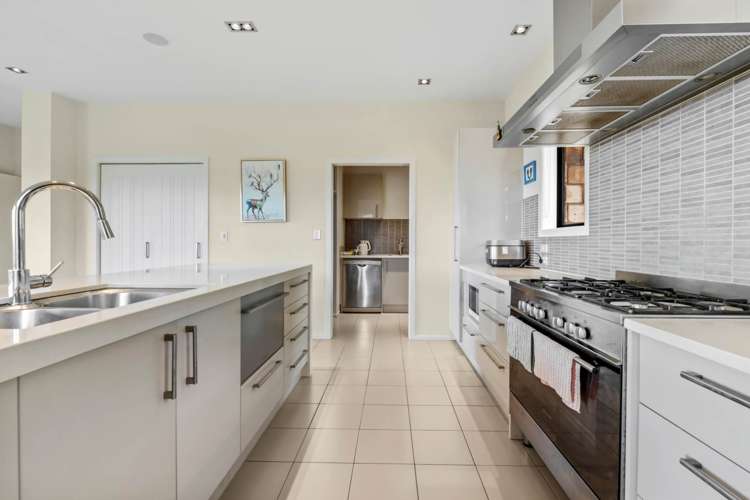 49 Roberta Crescent Orewa_16