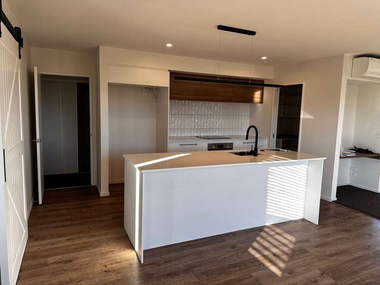 33 Lovelock Avenue Rolleston_4
