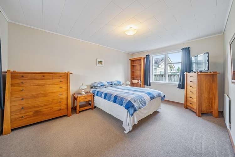 13 Oxford Crescent Ebdentown_19