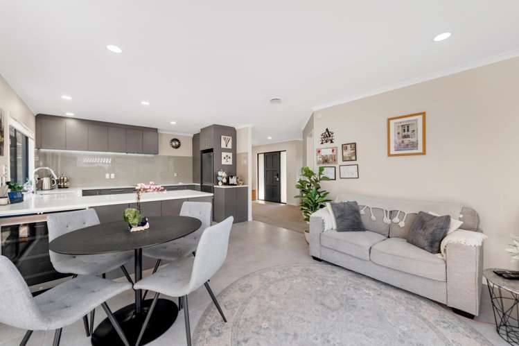 43 Newbliss Crescent East Tamaki Heights_19