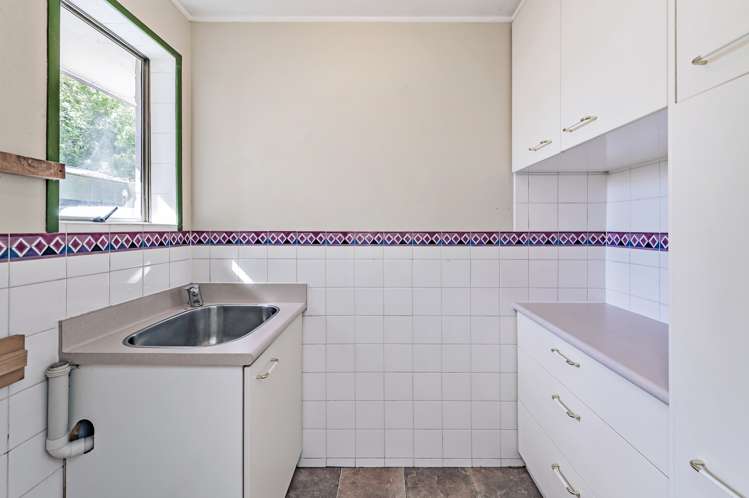 12 Bowen Street Southbridge_19