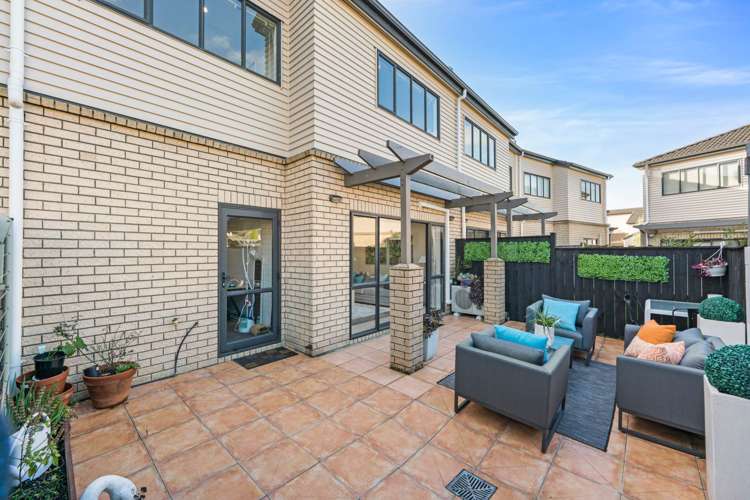 9 Skip Lane East Tamaki_17