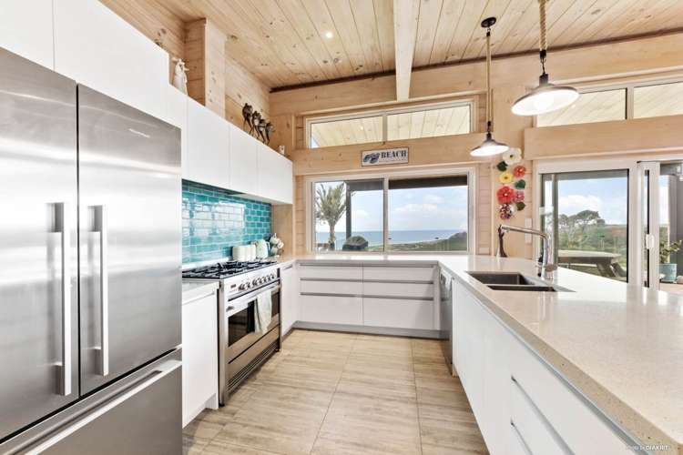 93 Oaia Road Muriwai_12