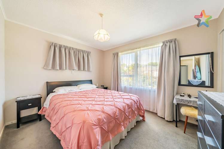 5 Ruth Grove Karori_13