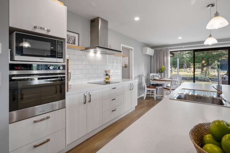 77 Larch Crescent Alexandra_14