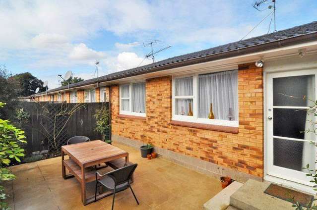 1/41 Spring Street Onehunga_1