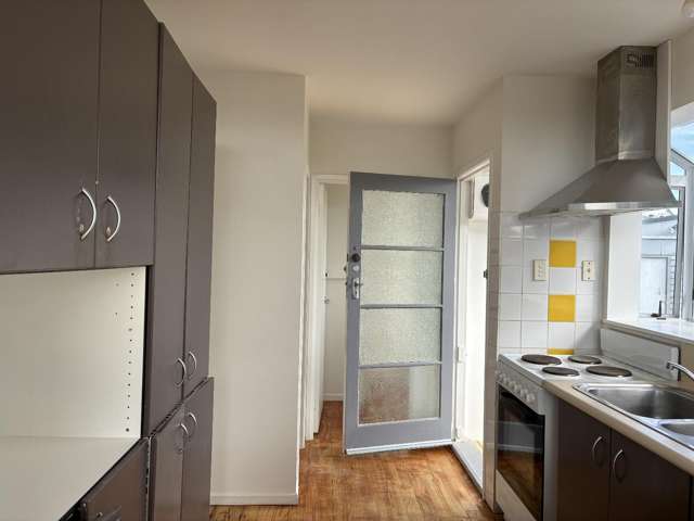14 Beeston Cres 10686_2