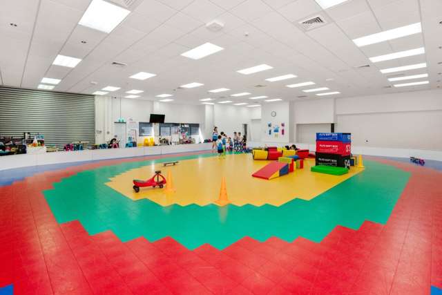 Unit 3, 3 William Pickering Drive Albany_2