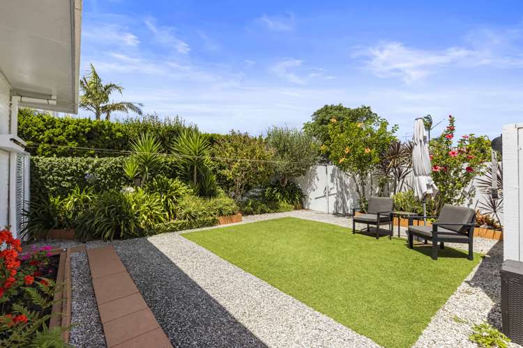 100 Bramley Drive Farm Cove_24