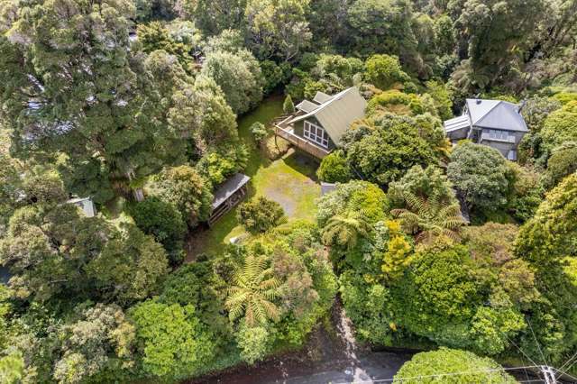 Bush-Clad Section with Spacious Garage with Loft