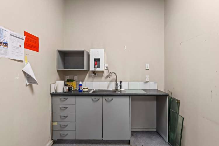 65 Blenheim Road Addington_17