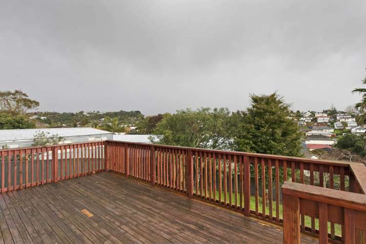 73 Rosier Road Glen Eden_16