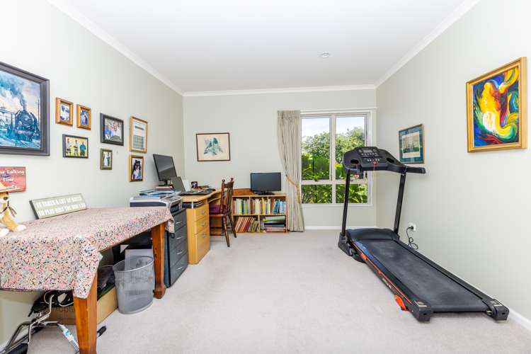 44 Limousin Place Grandview Heights_14