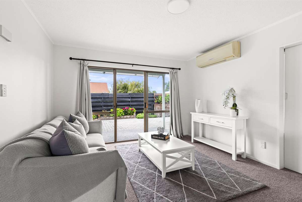 35 Townshend Crescent_3