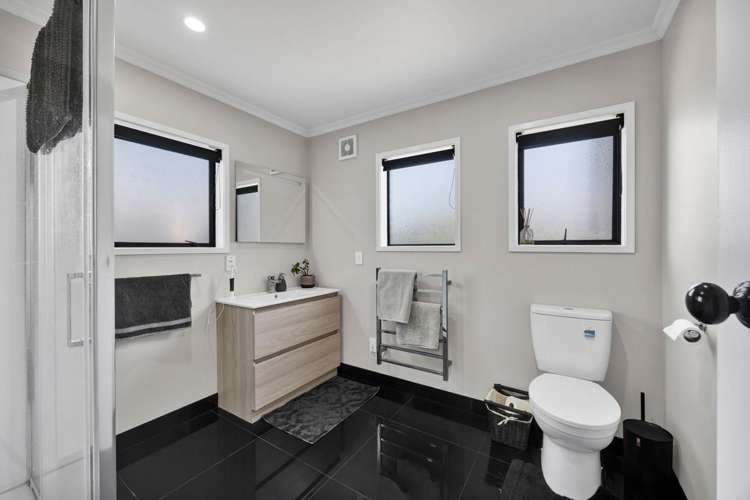 9 County Drive Hawera_15