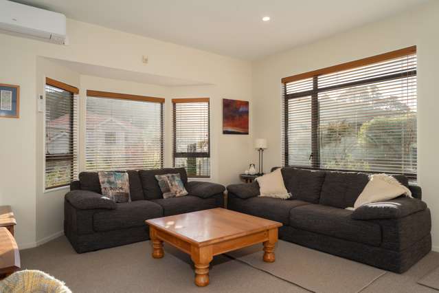 7 Myers Grove Churton Park_1