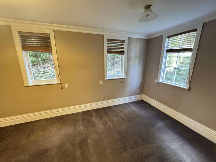  27 Tawa Terrace Tawa_19