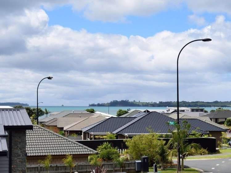 5 Schooner Avenue Snells Beach_1