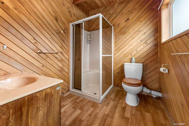 36 Tirimoana Road Te Atatu South_9