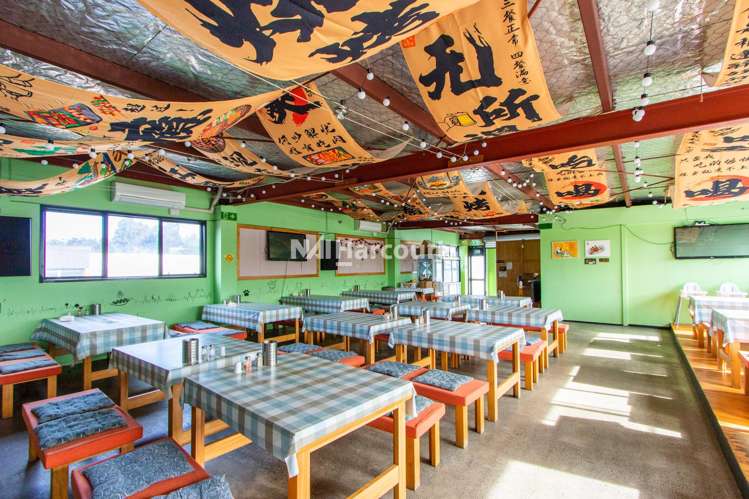 Level 1/748 Beach Road Browns Bay_1