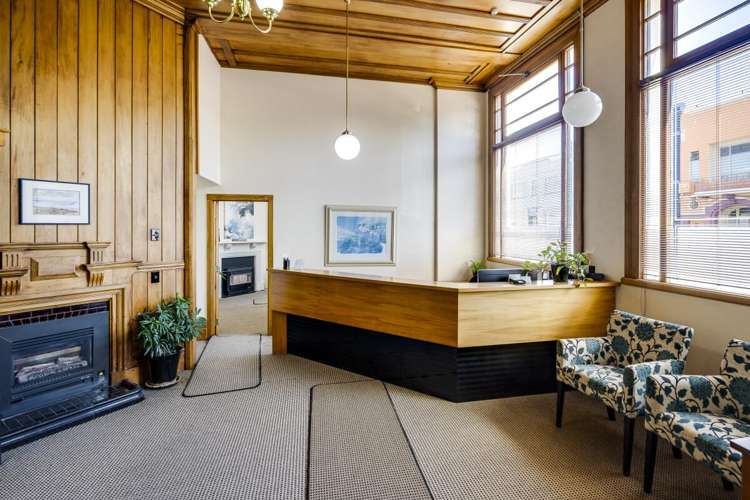 122 Queen Street East Hastings Central_2