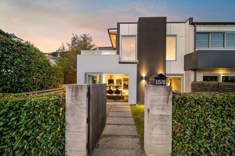 2/15 Melbourne Street Queenstown_18